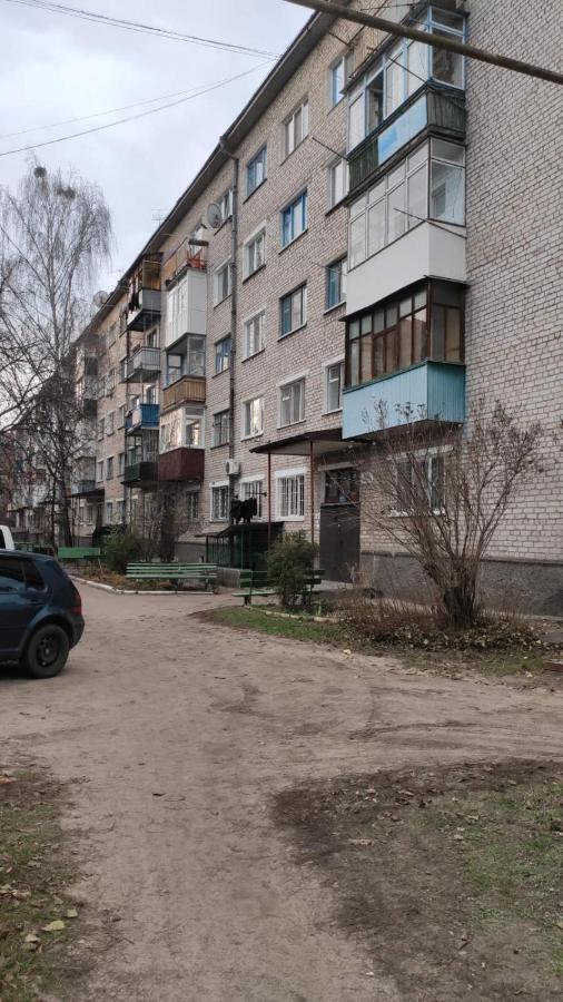 2-Х Комнатная Квартира Korosten Extérieur photo